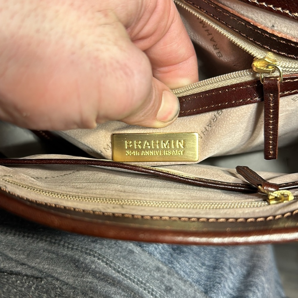 Brahmin 35th anniversary leather purse perfect condition - Picture 7 of 10